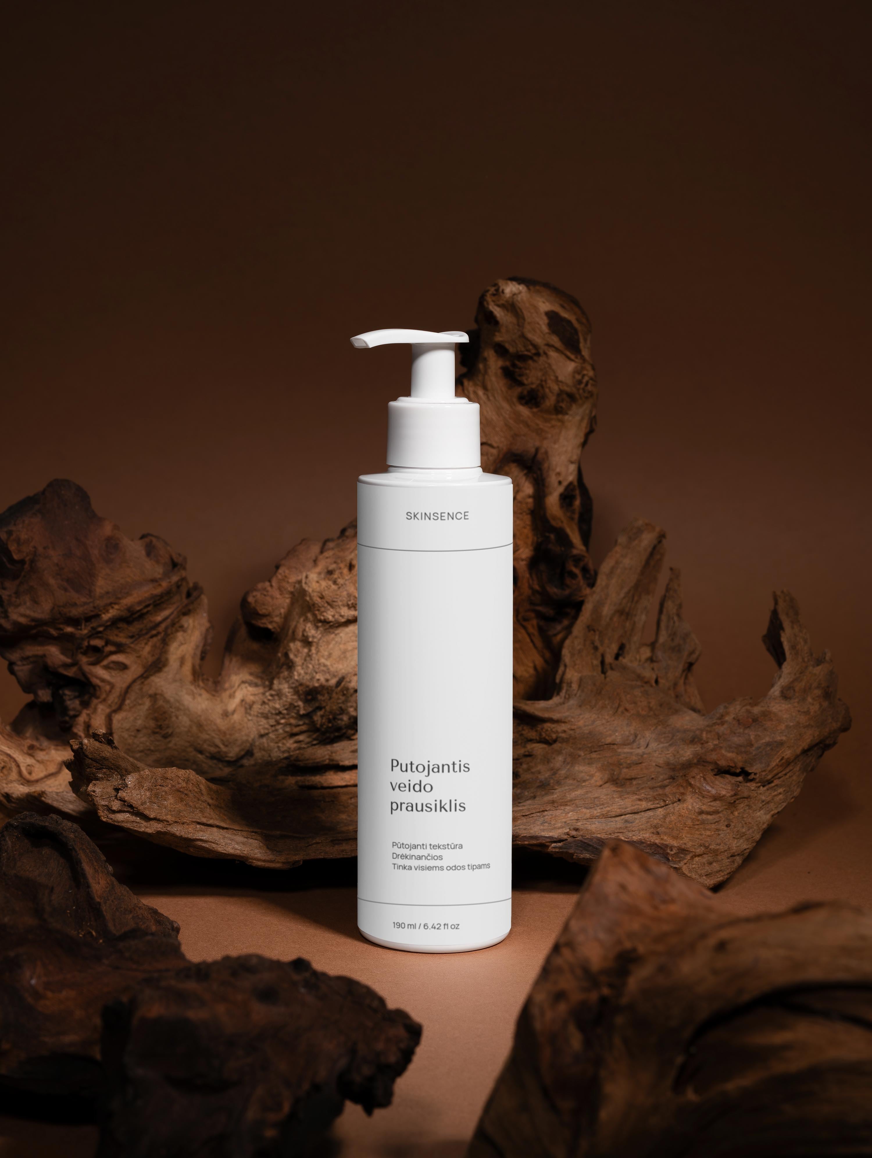 Putojantis veido prausiklis - 190ml